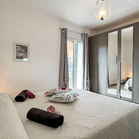 Tra Collina E Mare By Interhome