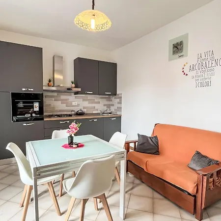 Tra Collina E Mare By Interhome Tatil Evi Imperia