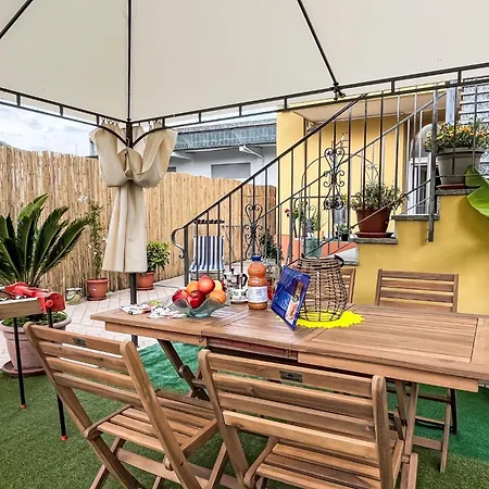 Сasa de vacaciones Tra Collina E Mare By Interhome